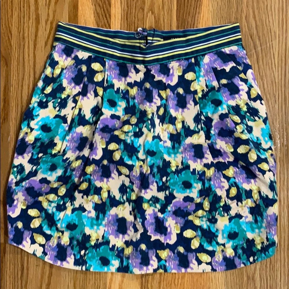 Floral mini skirt